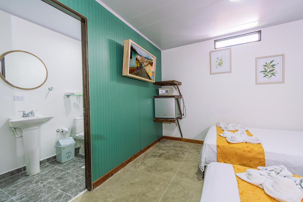 Nomada Hotel Guatapé Buitenkant foto